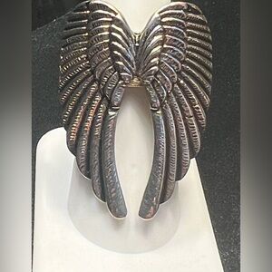 Vintage-Style Angel Wing Statement Ring in Silver Tone Size 6.5